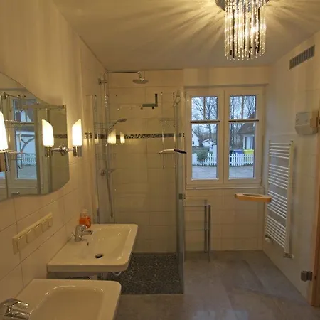 Ferienhaus Mara * Glowe